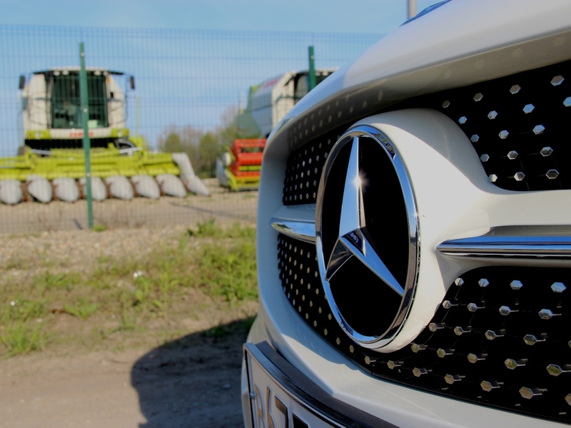 Mercedes-Benz CLA звезда